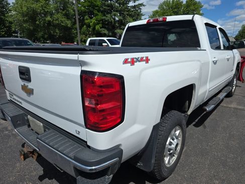 Used 2015 Chevrolet Silverado 2500 LT AWD/4WD image 6