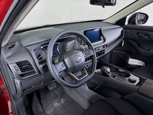 New 2026 Nissan Rogue S image 9