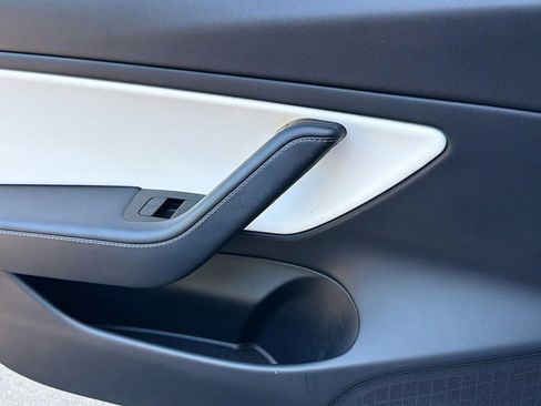 Used 2020 Tesla Model 3 RWD image 18