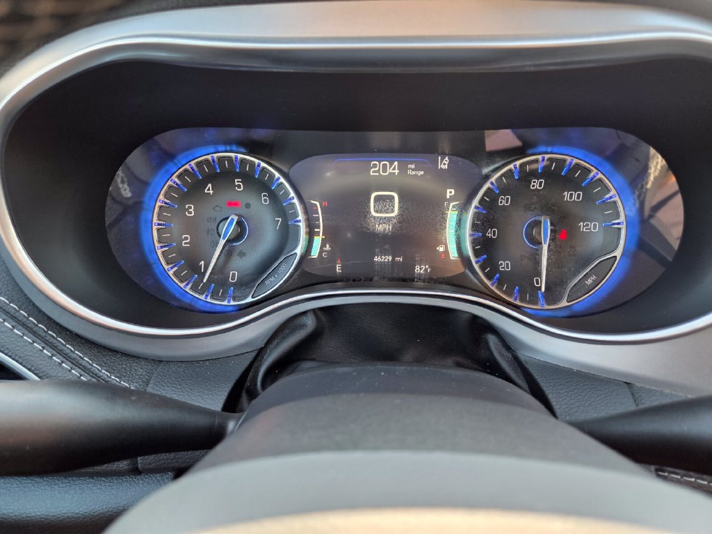 Used 2025 Chrysler Pacifica Limited FWD image 15