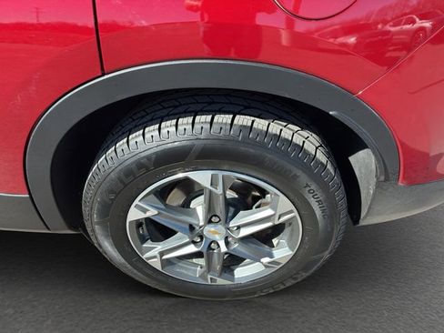 Used 2023 Chevrolet Blazer LT image 11