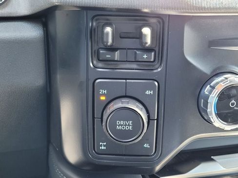 New 2025 Ford F250 Platinum image 48