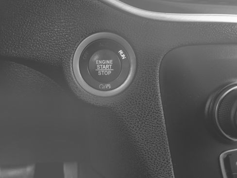 Used 2020 Dodge Charger SXT w/ Blacktop Package image 25