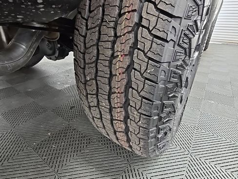 New 2026 GMC Canyon Elevation w/ Convenience Package image 50