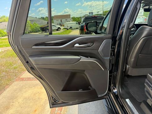 Used 2022 Cadillac Escalade Sport w/ LPO, ONYX Package AWD/4WD image 26
