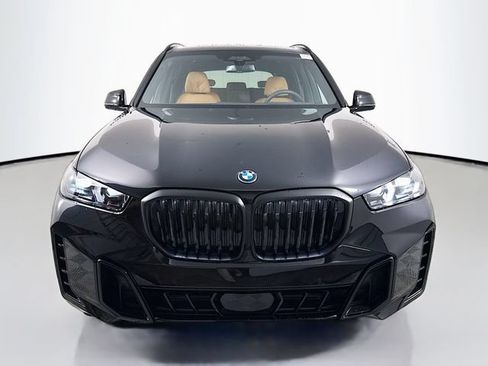New 2026 BMW X5 xDrive50e w/ M Sport Package AWD/4WD image 2