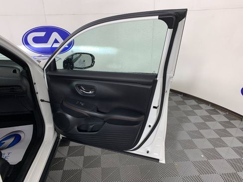 Used 2023 Honda HR-V Sport image 38