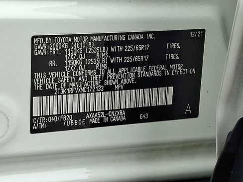 Used 2021 Toyota RAV4 LE image 26