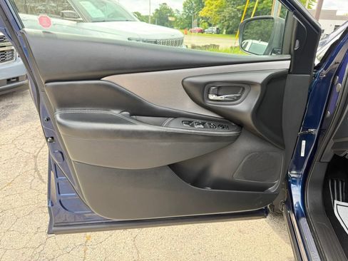 Used 2019 Nissan Murano SV AWD/4WD image 9