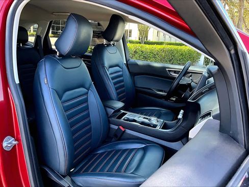 Used 2022 Ford Edge SEL w/ Sport Appearance Package image 8