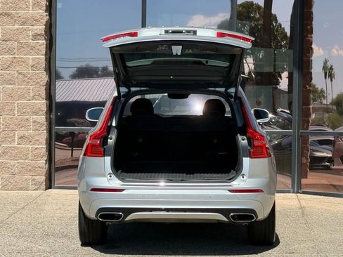 Used 2019 Volvo XC60 T5 R-Design w/ Protection Package image 31