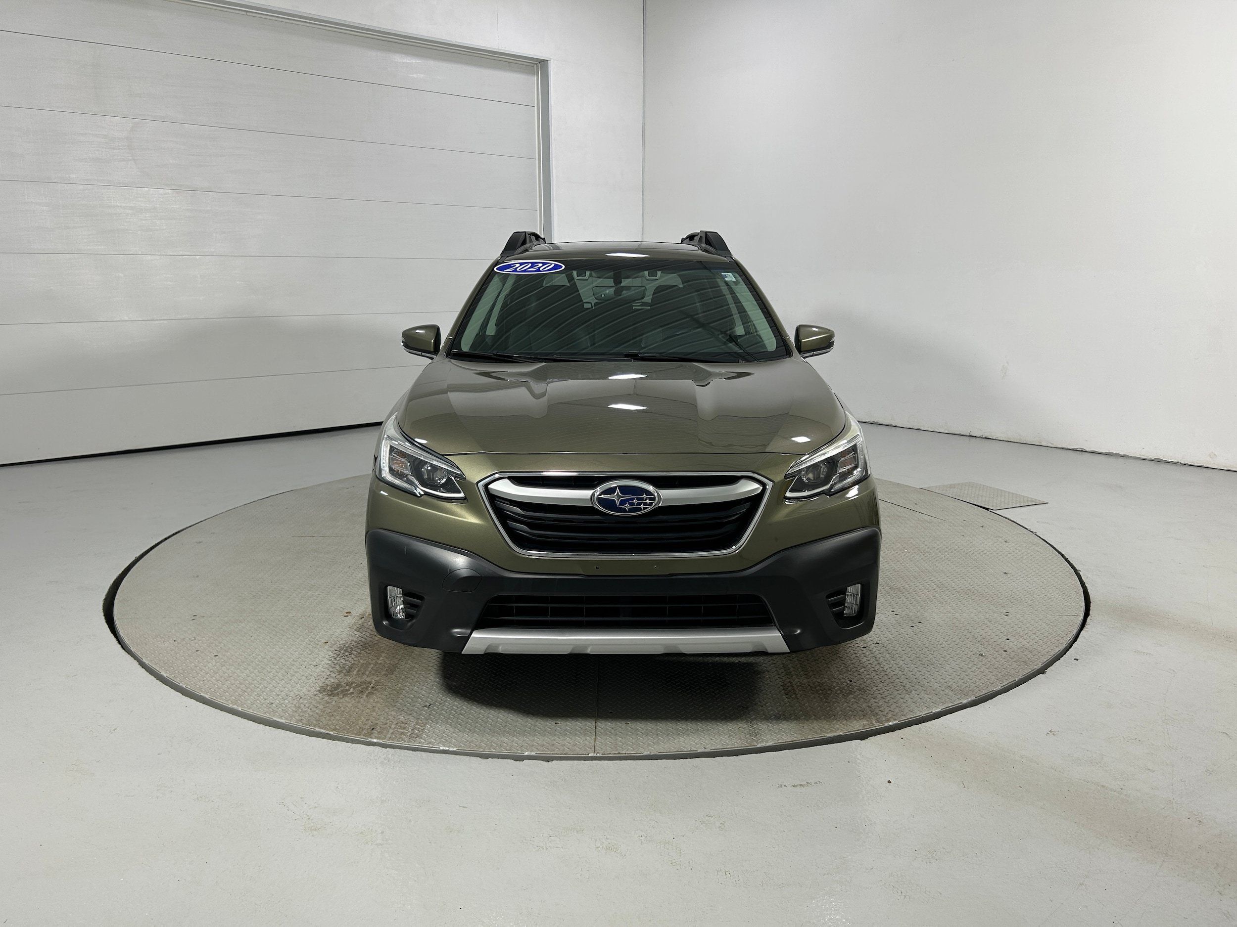 Used 2020 Subaru Outback Limited AWD/4WD image 18