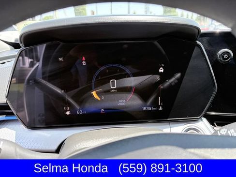 Used 2025 Chevrolet Trax LT FWD image 22