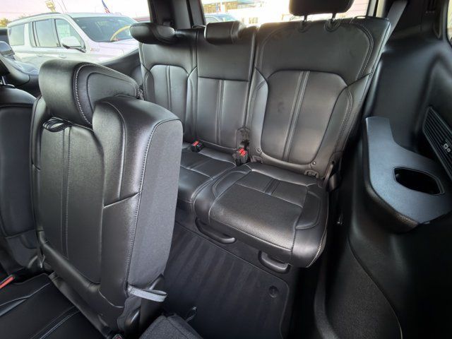 Used 2023 Jeep Wagoneer 4WD image 27
