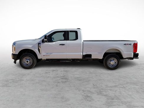 New 2026 Ford F250 XL w/ FX4 Off-Road Package image 6