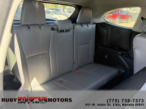 Used 2022 Toyota Highlander XLE image 25