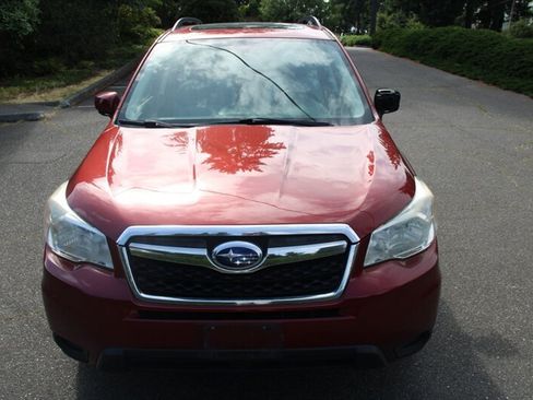 Used 2015 Subaru Forester 2.5i Premium w/ All-Weather Package AWD/4WD image 10