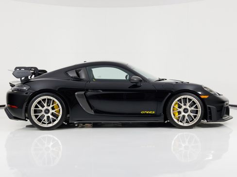 Used 2025 Porsche 718 Cayman GT4 RS image 2