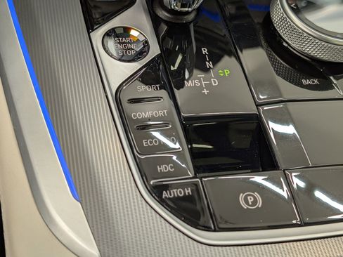 Certified 2023 BMW X5 xDrive40i w/ Executive Package image 28