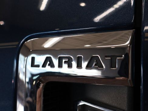 Used 2017 Ford F250 Lariat w/ Lariat Ultimate Package AWD/4WD image 10