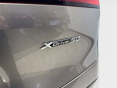 Used 2024 BMW iX xDrive50 w/ Premium Package AWD/4WD image 24