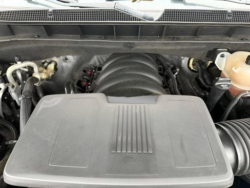 Used 2023 Chevrolet Tahoe LT AWD/4WD image 11