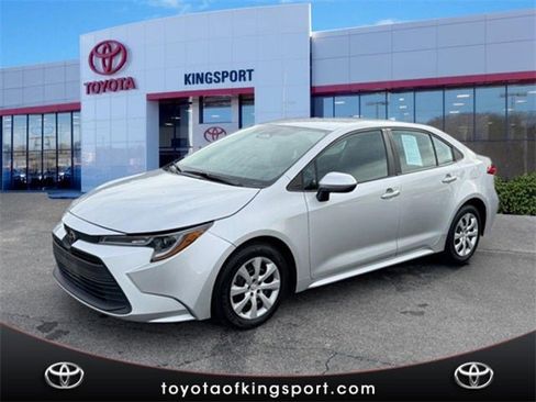 Used 2023 Toyota Corolla LE image 1