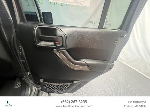 Used 2018 Jeep Wrangler Unlimited Sport S AWD/4WD image 21