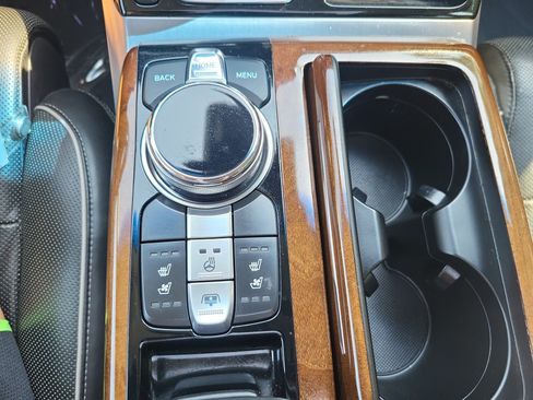 Used 2018 Genesis G90 5.0 Ultimate RWD image 42