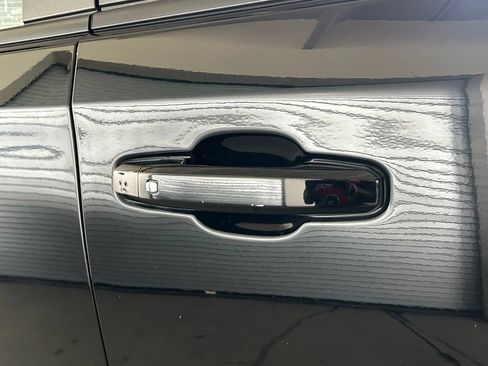 Used 2023 Chevrolet Silverado 1500 RST RWD image 31