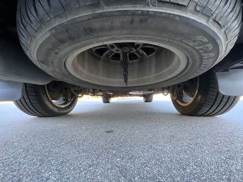 Used 2010 Lexus LX 570 4WD image 38