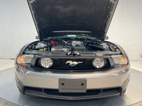 Used 2011 Ford Mustang GT Premium w/ Brembo Brake Pkg RWD image 12