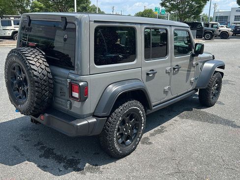 Used 2023 Jeep Wrangler Unlimited w/ Sun & Screen Package AWD/4WD image 5