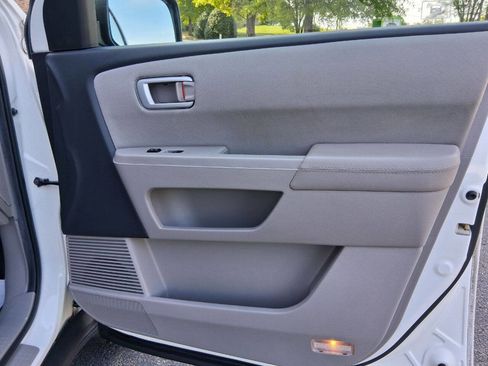 Used 2012 Honda Pilot EX image 19