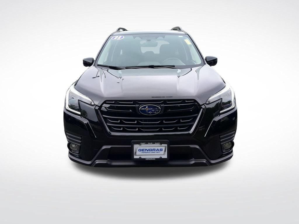 Used 2023 Subaru Forester Premium AWD/4WD image 2