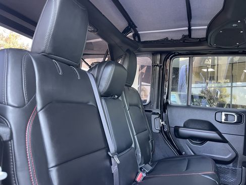 New 2026 Jeep Wrangler Unlimited Rubicon image 27