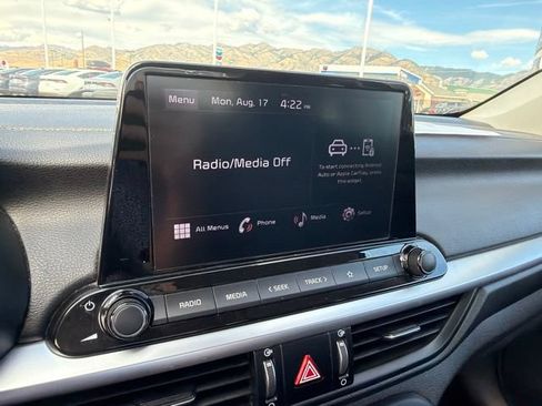 Used 2022 Kia Forte LXS FWD image 13