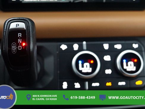 Used 2023 Land Rover Defender 110 X-Dynamic SE AWD/4WD image 26