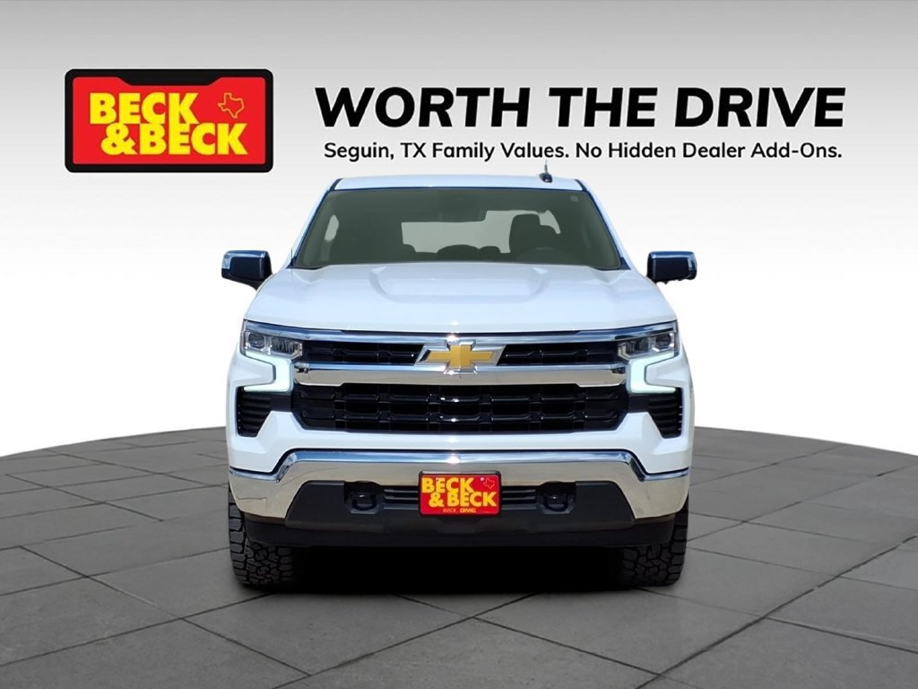 Used 2025 Chevrolet Silverado 1500 LT w/ Z71 Off-Road Package AWD/4WD image 2