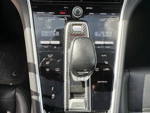 Certified 2018 Porsche Panamera 4 AWD/4WD image 34