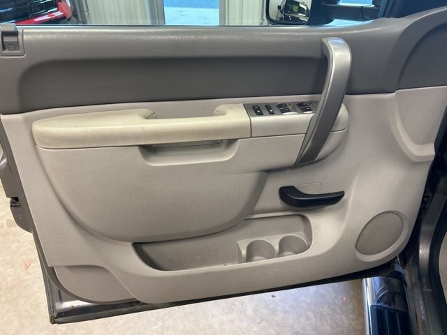 Used 2013 Chevrolet Silverado 1500 LT w/ Interior Plus Package AWD/4WD image 12