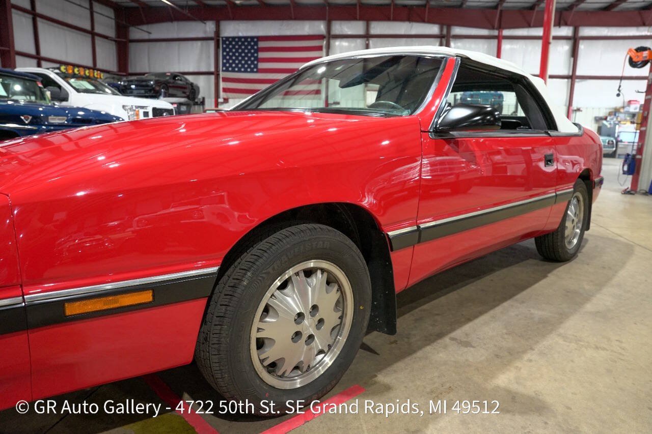 Used 1988 Chrysler LeBaron Convertible FWD image 40