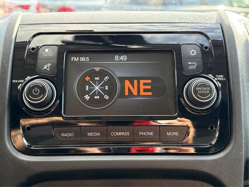 Used 2018 RAM ProMaster 1500 FWD image 18