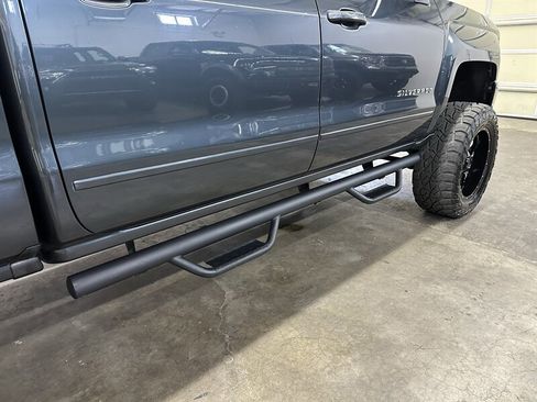 Used 2017 Chevrolet Silverado 1500 LT w/ All Star Edition AWD/4WD image 10