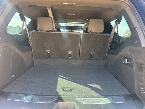 Certified 2024 Cadillac Escalade ESV Premium Luxury image 31