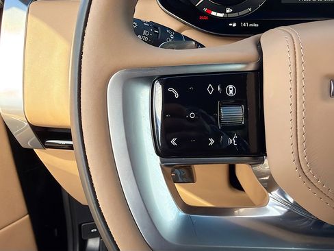 Used 2025 Land Rover Range Rover Autobiography image 37