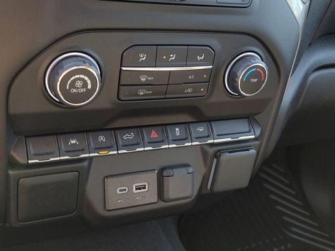 New 2026 Chevrolet Silverado 1500 Custom image 18