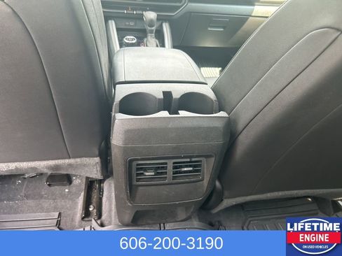 Used 2024 Chevrolet Colorado Trail Boss image 25