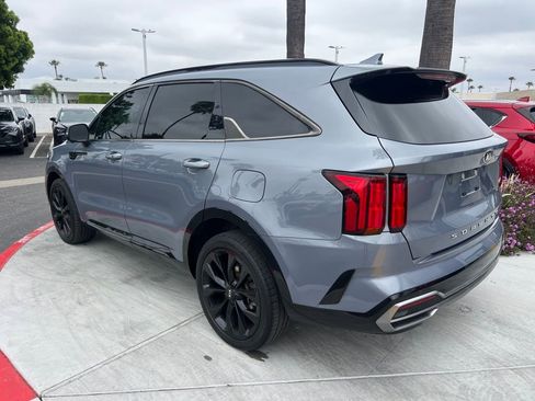 Used 2021 Kia Sorento SX FWD image 3