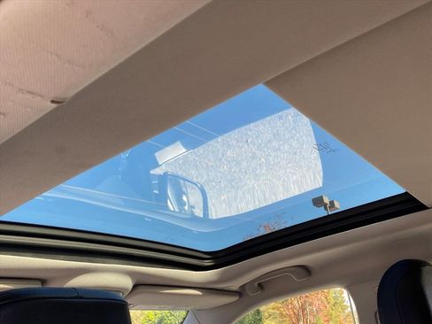 Used 2022 Jeep Compass Latitude w/ Sun and Sound Group image 25